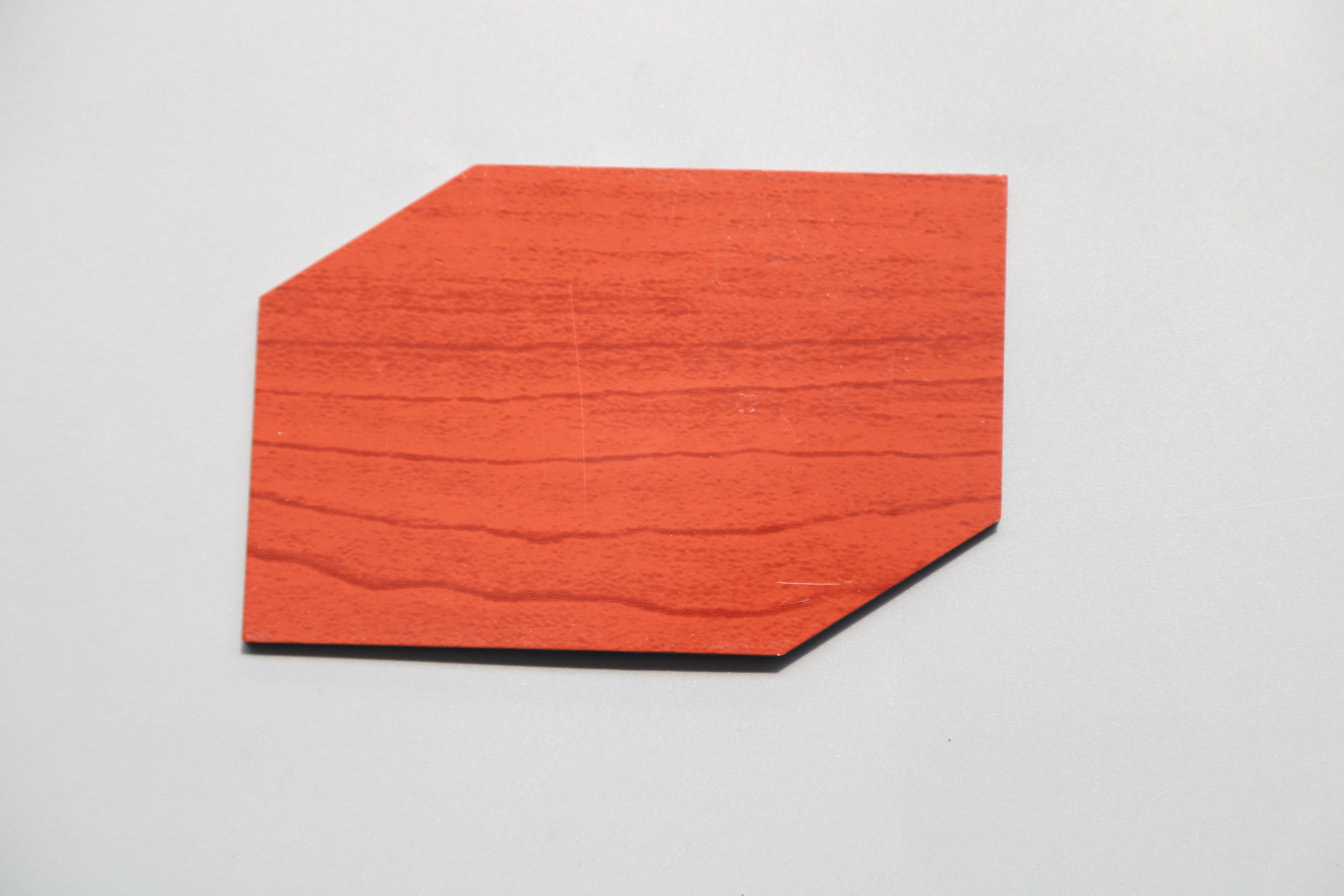 使用鋁塑板更看重環(huán)保性還是實(shí)用性